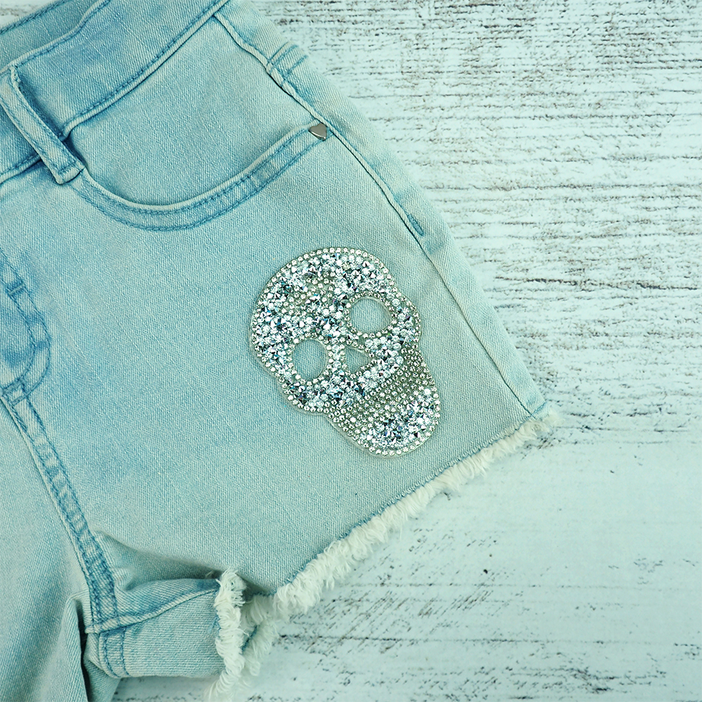 Arbee Crafty Patch, Rhinestone Skull- 1pc